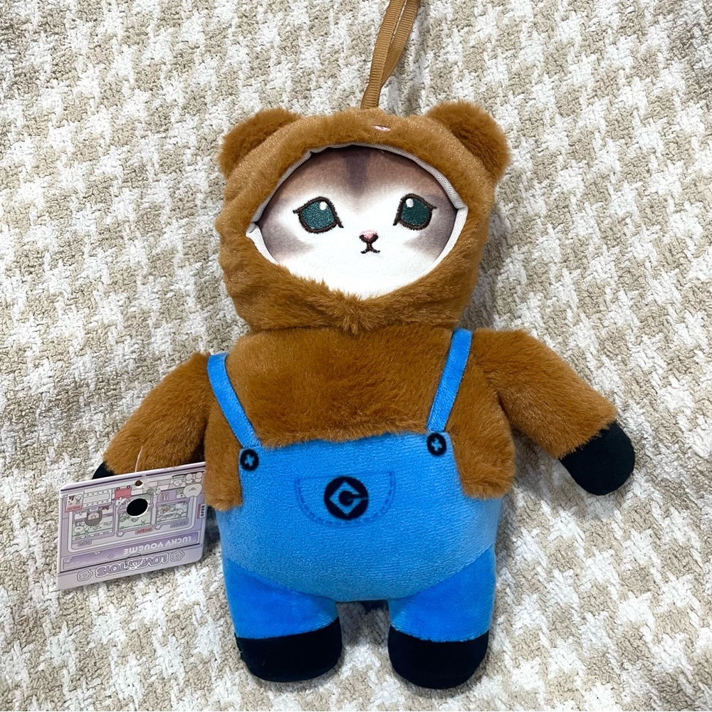 NWT 11" Mofusand cat bear hood with minion overalls plush
